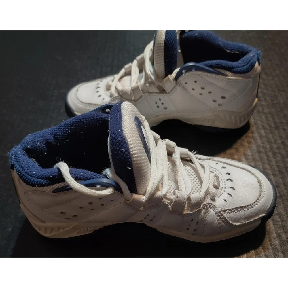 Vtg Nike Air Force High Tops White Navy 146032 -141-00 Size‎ 3.5 Child
